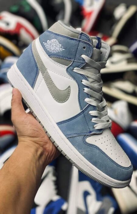 Air Jordan 1