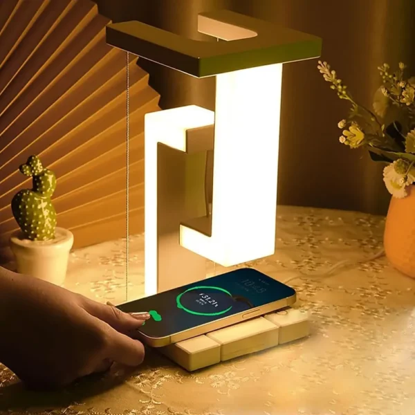 Graviti Lamp with Wireless Charger